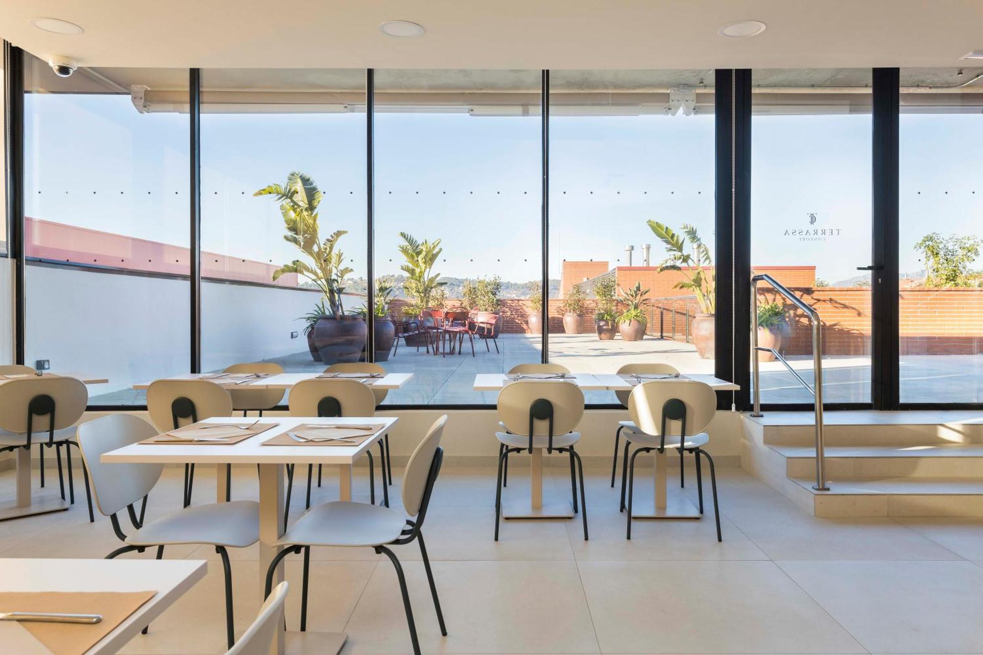 Hotel Terrassa Confort Kültér fotó