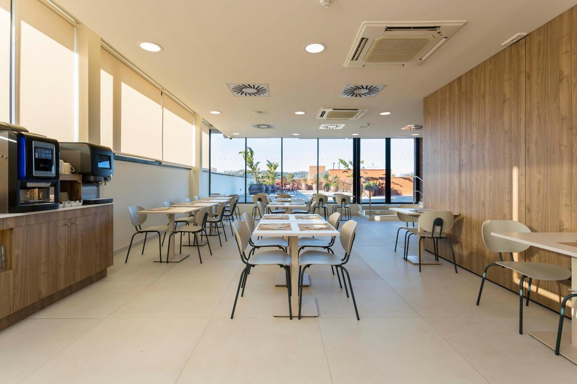 Hotel Terrassa Confort Kültér fotó
